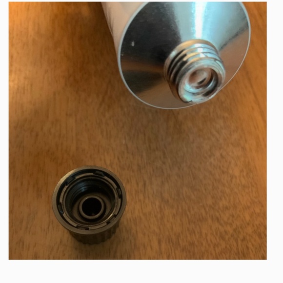 Diptyque Essentielle Face Cream travel size - Picture 4 of 4